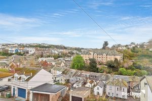 Photo 17- click for photo gallery